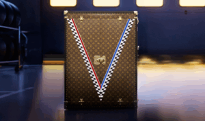 Louis Vuitton Hadirkan Trunk Trofi Eksklusif untuk Formula 1 Las Vegas Grand Prix 2025