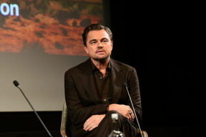 Leonardo DiCaprio Buka Suara soal Alasannya Tak Pernah Ingin Terjun sebagai Sutradara Leonardo DiCaprio Buka Suara soal Alasannya Tak Pernah Ingin Terjun sebagai Sutradara