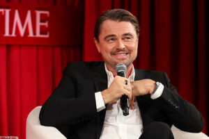 Leonardo DiCaprio Buka Suara soal Alasannya Tak Pernah Ingin Terjun sebagai Sutradara Leonardo DiCaprio Buka Suara soal Alasannya Tak Pernah Ingin Terjun sebagai Sutradara