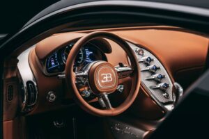 Bugatti F.K.P. Hommage Rayakan 20 Tahun Veyron dengan Jam Dashboard Eksklusif Audemars Piguet