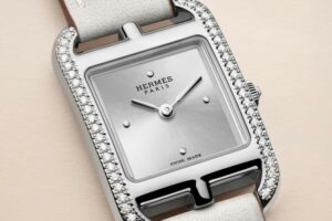 Hermès Debuts Dainty Cape Cod “Mini” Timepiece, Inovasi Terbaru dalam Koleksi Luxury Watch