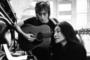 Film Konser Legendaris “Power To The People” John Lennon dan Yoko Ono Akan Tayang di Bioskop Seluruh Dunia Film Konser Legendaris “Power To The People” John Lennon dan Yoko Ono Akan Tayang di Bioskop Seluruh Dunia