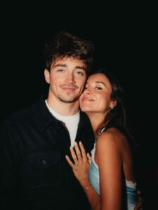 Charles Leclerc Rayakan Pernikahan dengan Ferrari 250 Testa Rossa Bernilai Fantastis $12 Juta Charles Leclerc Rayakan Pernikahan dengan Ferrari 250 Testa Rossa Bernilai Fantastis $12 Juta