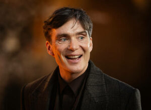 Cillian Murphy, Film Tak Harus Menggurui, Tapi Harus Berani Mengajukan Pertanyaan Cillian Murphy, Film Tak Harus Menggurui, Tapi Harus Berani Mengajukan Pertanyaan