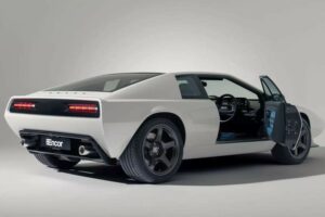 Encor Series 1 Hadirkan Restomod Lotus Esprit Berbodi Carbon, Klasik Jadi Super Modern